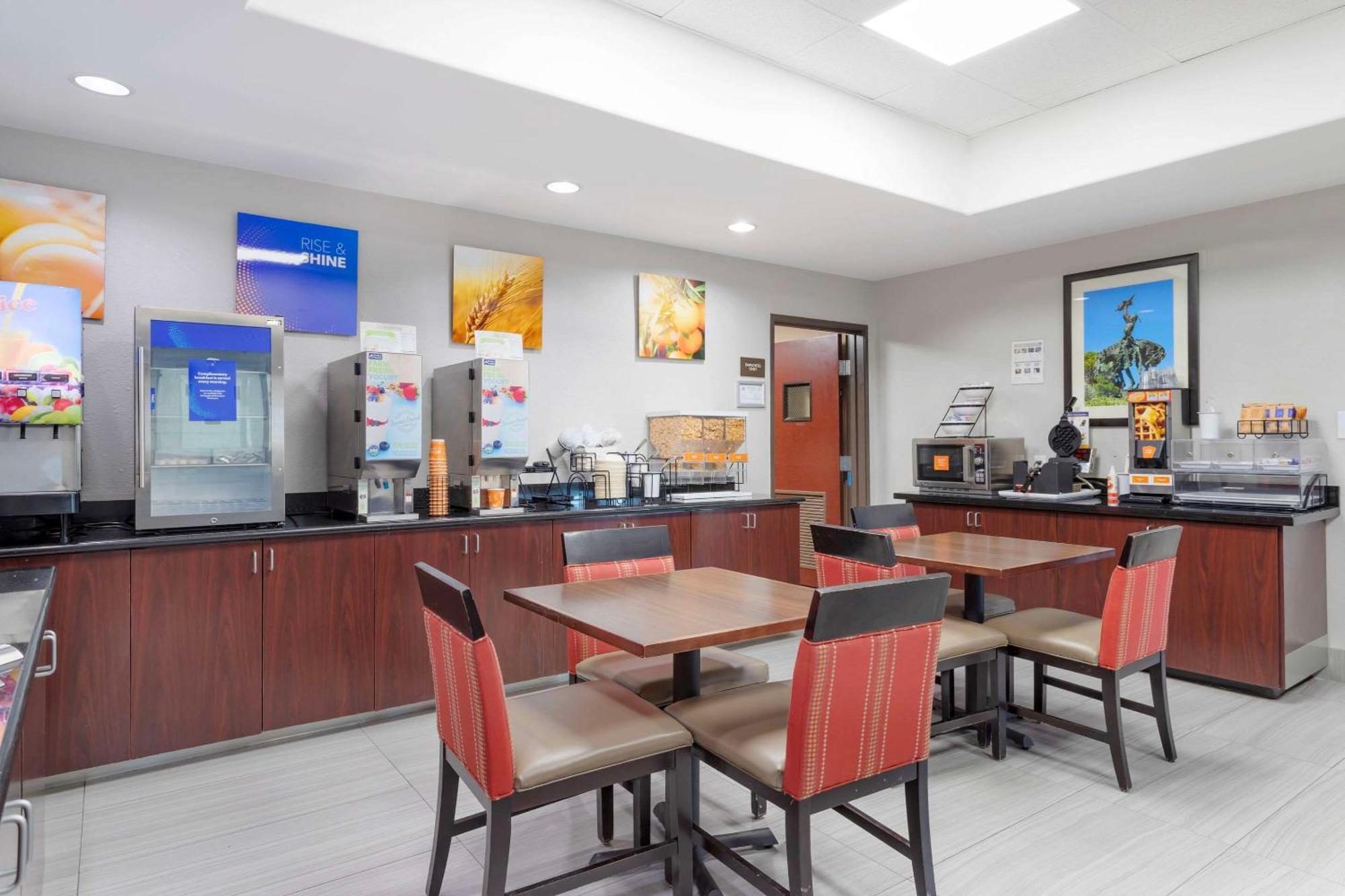 Comfort Inn By Choice Hotels Orange, Tx Екстер'єр фото